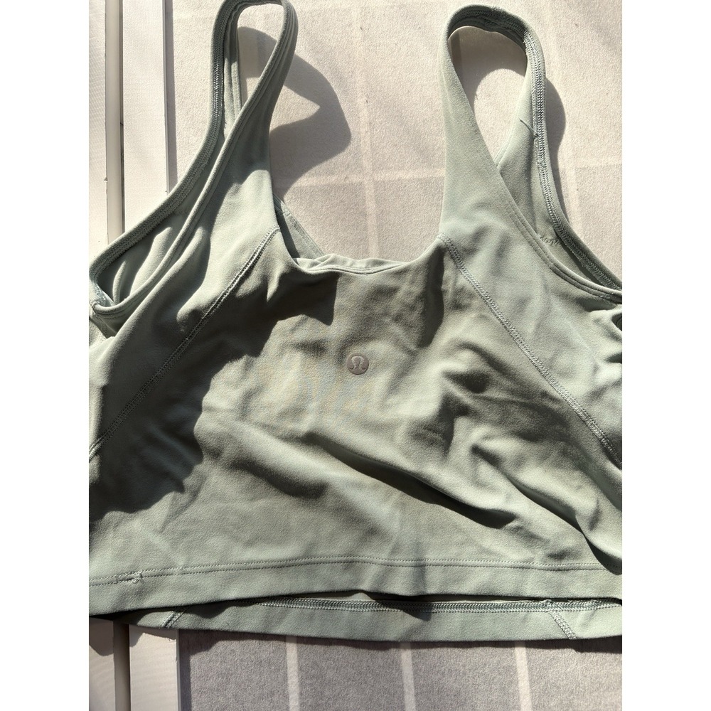 Lululemon Align Cropped Tank Top Women Sz 4 Green‎ Has Bra with Pads Included